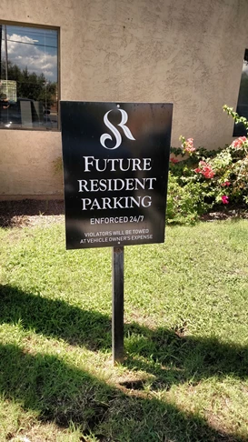 Parking Lot Signs | Property Management and Apartment Signs